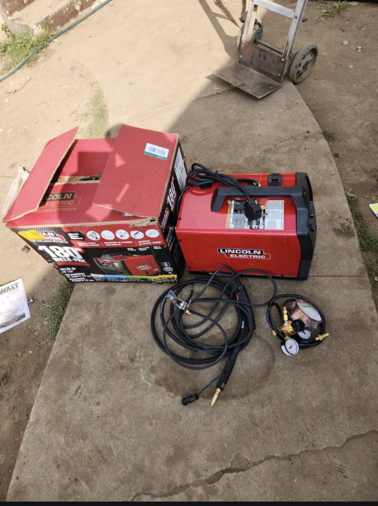 Lincoln Electric WeldPak 180 Amp MIG Flux Core Wire Feed Welder, 230V