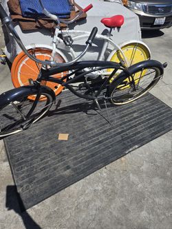 Black Beach Cruiser