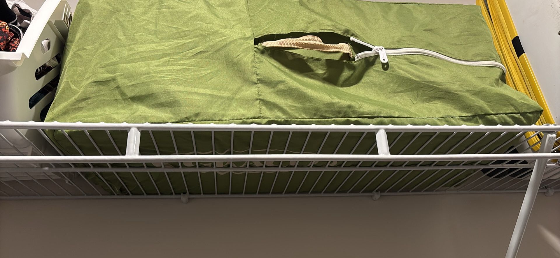 Play pen