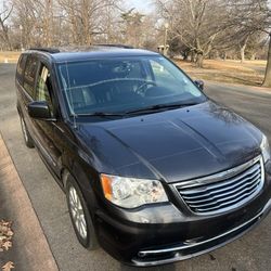 2015 Chrysler Town & Country