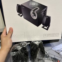 Computer Speakers *NEW