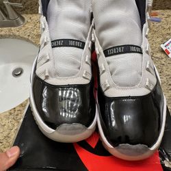 Men’s Retro 11 Concord 2018 Size 11.5 Pre Owned 