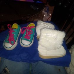 Little Baby Girls CONVERSE TEAL AND PINK AND WHITE BOOTS SIZE 3