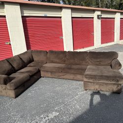 Super Comfy Nice U Shape Sectional Couch 🔥🔥