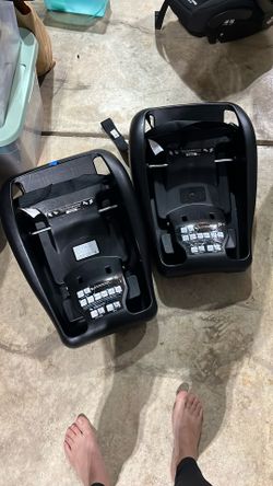 2 Maxi Cosi Mico 30 Car Seat Bases