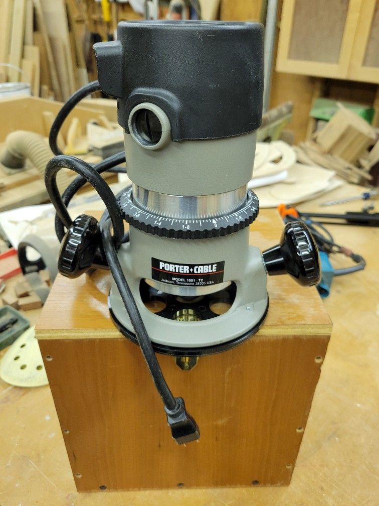 Porter Cable Fixed Base Router.