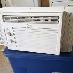 Midea AC Window Unit