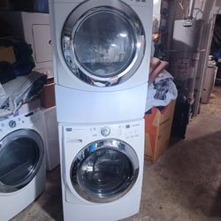 Maytag Stackable Washer And Gas Dryer 