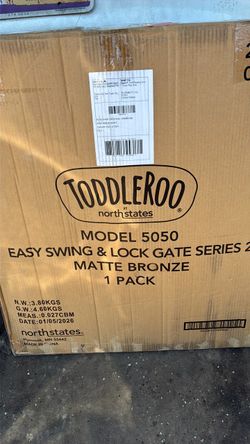 Toddleroo by North States Easy Swing & Lock Gate