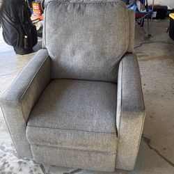Reclining chair