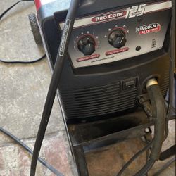 Lincoln Welder 125