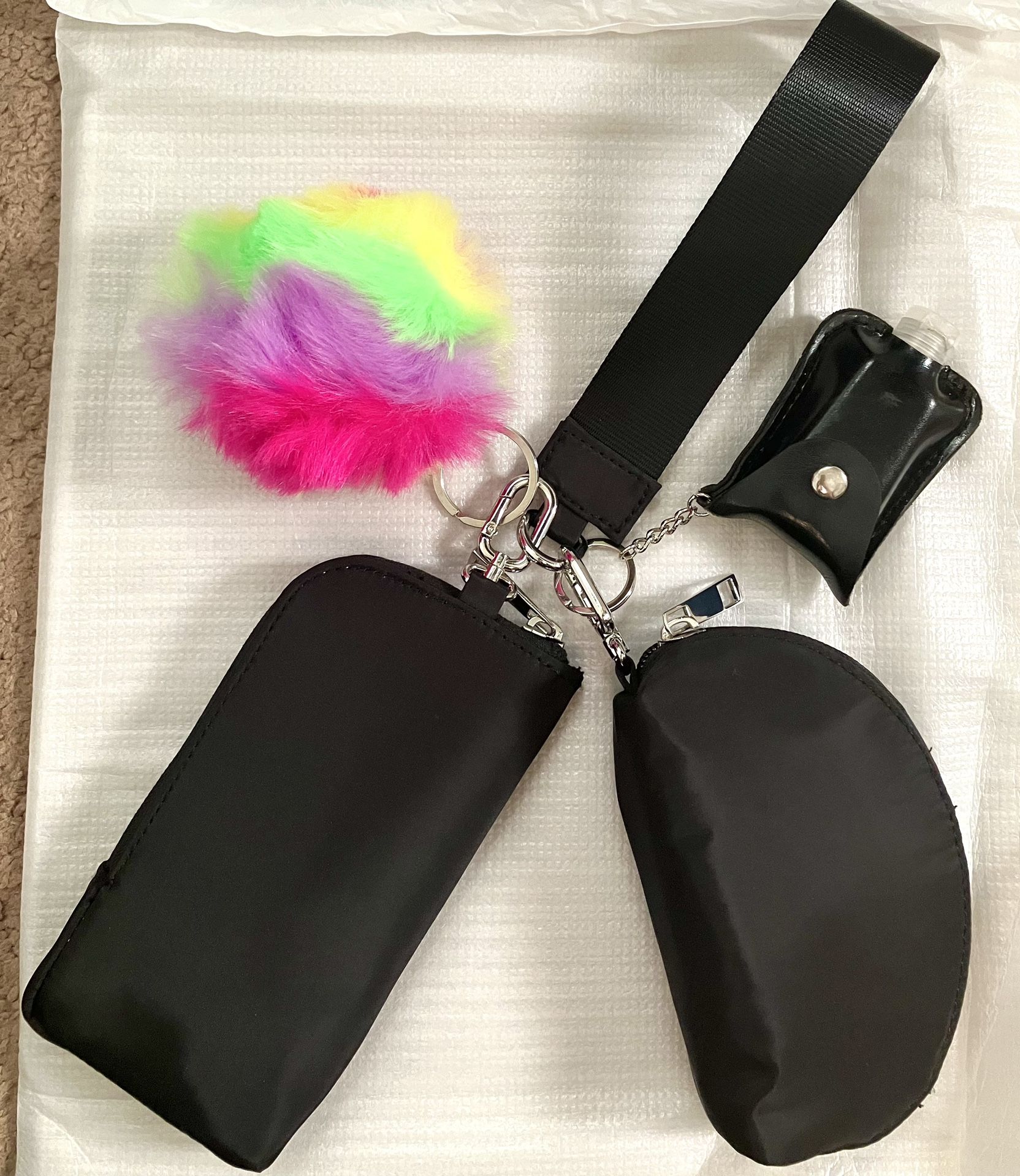 Wristlet pouch bundle 🖤