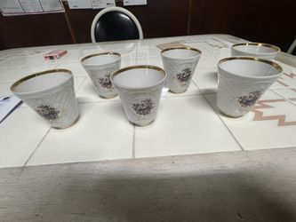 6 Porcelain Cups