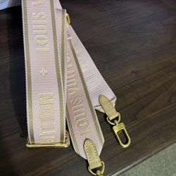 Louis Vuitton Pink strap