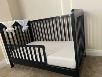 Baby Crib 