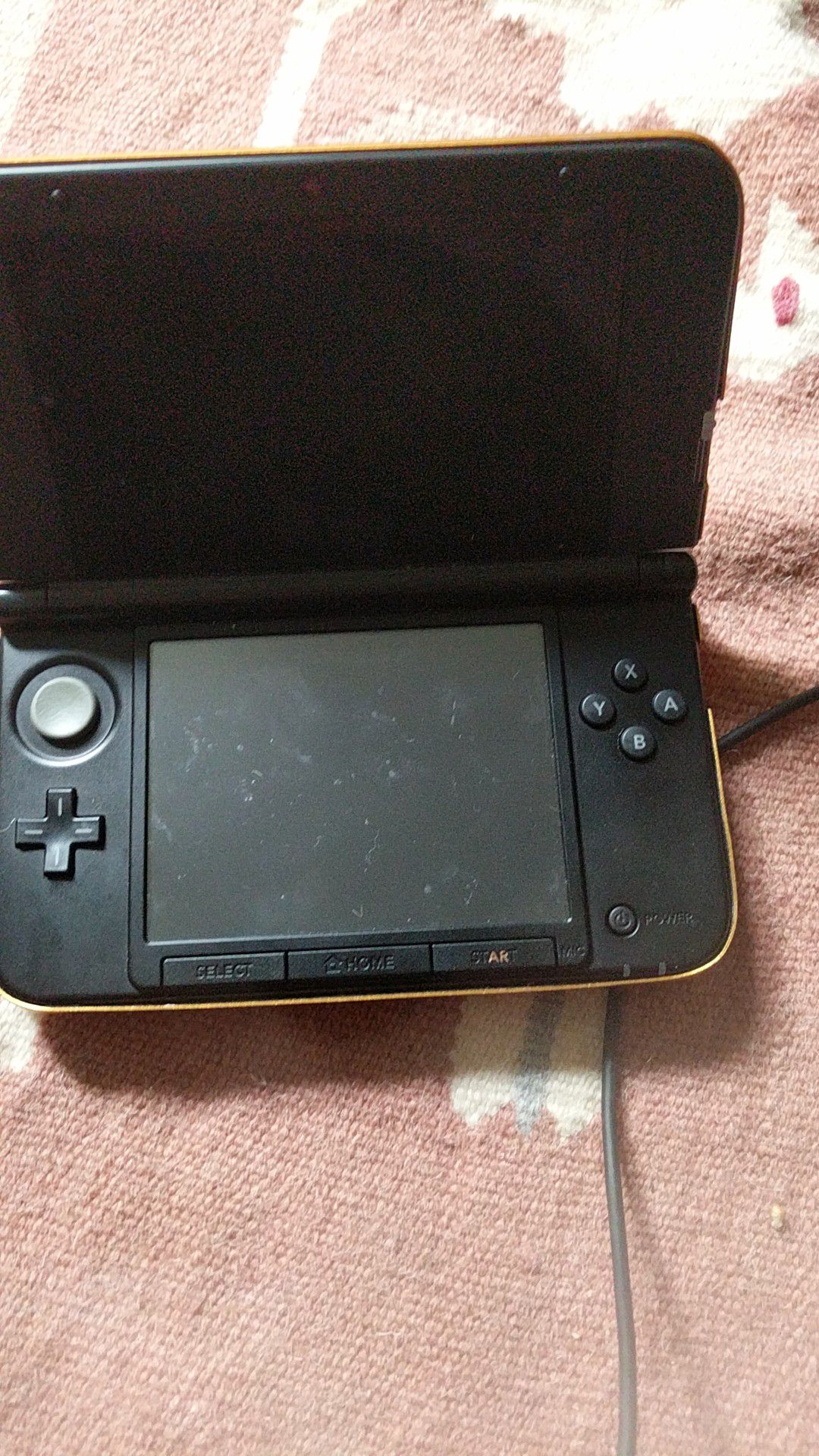 3 dx XL with gold case