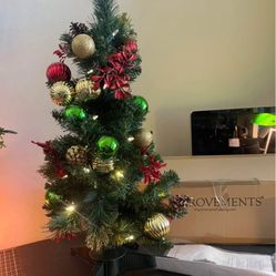 🎄✨ 2.5 FT Merry & Bright Lighted Christmas Tree - Fully Decorated & Battery Operated 🎁❄️  New in box 4 available   Pickup Location: Durango and 215 