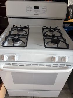 Hotpoint Stove