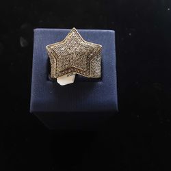 Men's Ring - Yellow Gold 10k (.417) 9.5 grams Size 10