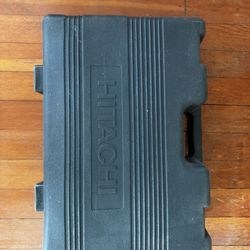 Hitachi M12v Plunge Base Router