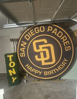 Party padres backdrop
