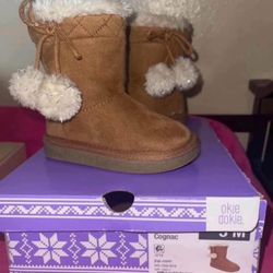 Girls Toddler Size 5 Boots 