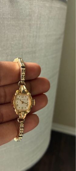 Vintage Bulova Ladies Gold-Tone Watch