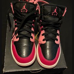 Air Jordan 1 Mid 
