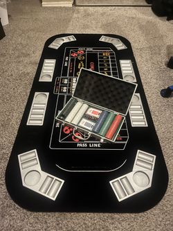 Casino table mat