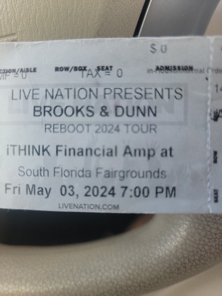 Brooks And Dunn Lawn Ticket