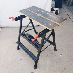 Craftsman Workbench Vise  - Foldable In Excellent Condition 