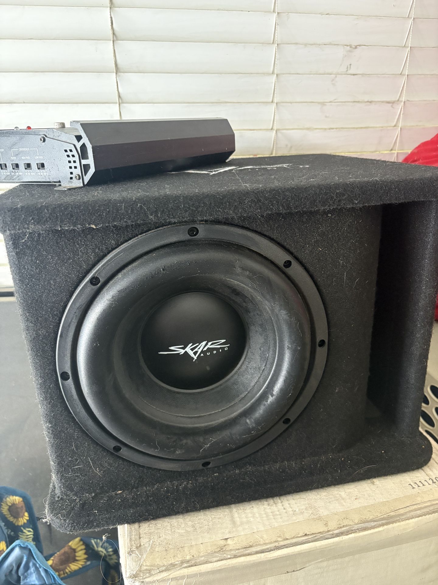 Skar Audio 10 In Sub & Amp