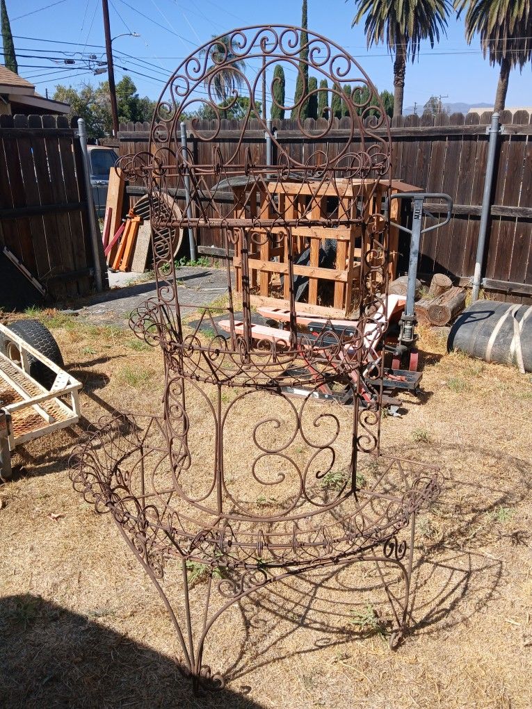 Selling A Rustic Half Round 3 Tier Plant Stand Alot Of Nice Detail $ 400 Obo