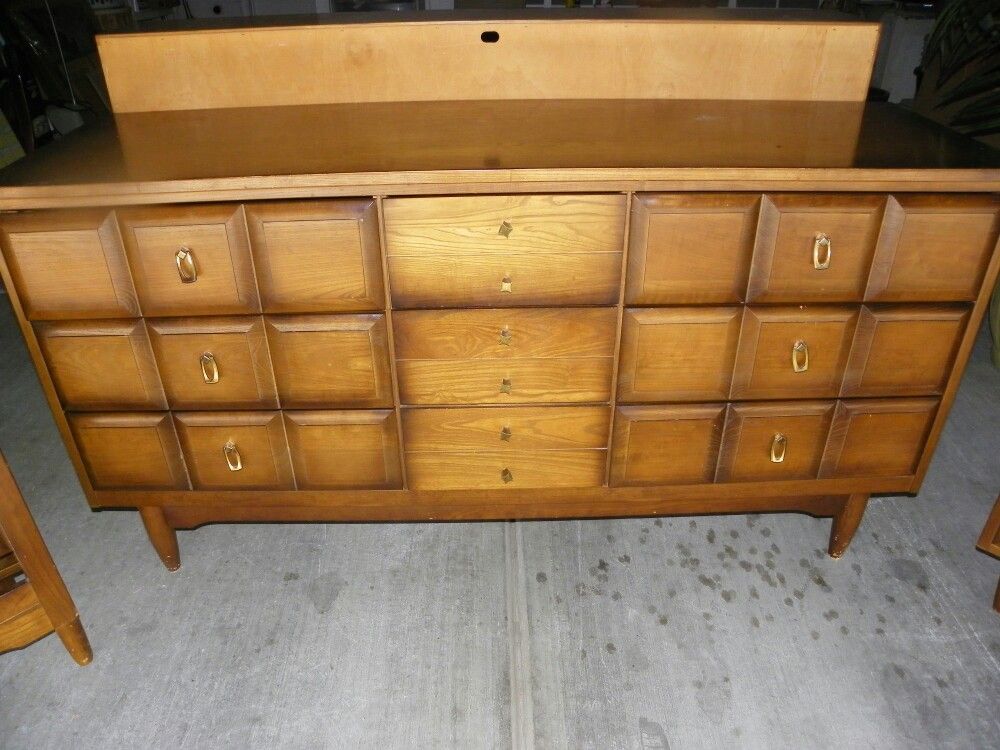 Mid Century Vintage LA Period Furniture Bedroom Set