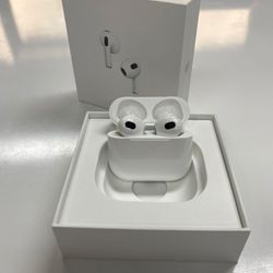 Apple AirPods 3 Wireless Headphones -  PAYMENTS AVAILABLE ONLY $25 DOWN - NO CREDIT NEEDED 