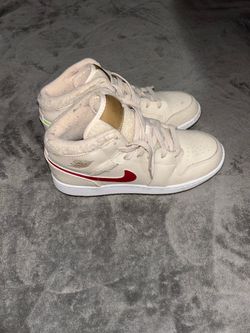 Air Jordan 1 Mid Fleece-Lined High-Top Sneakers