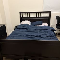 Free bed frame with mattress