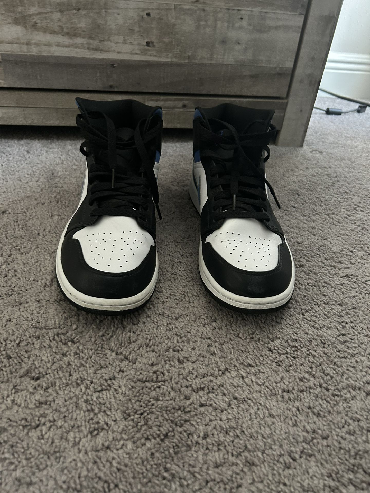 Jordan 1 Mid White Black Racer Blue