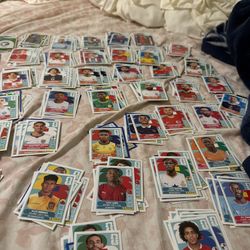 PANINI FIFA STICKER TRADES