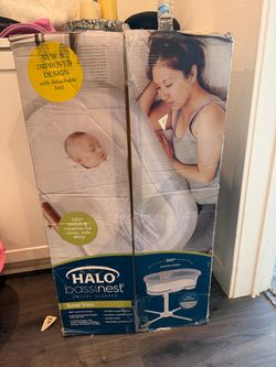 HALO Bassinest Swivel Sleeper Luxe Series