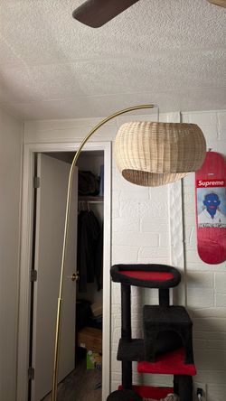 Arc Floor Lamp with Rattan Shade