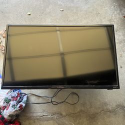 insignia roku 32” LED tv