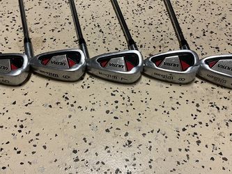Wilson Men’s RH Irons 5-9