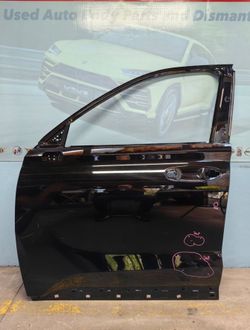 HYUNDAI PALISADE LEFT FRONT DOOR  2020  -  2025