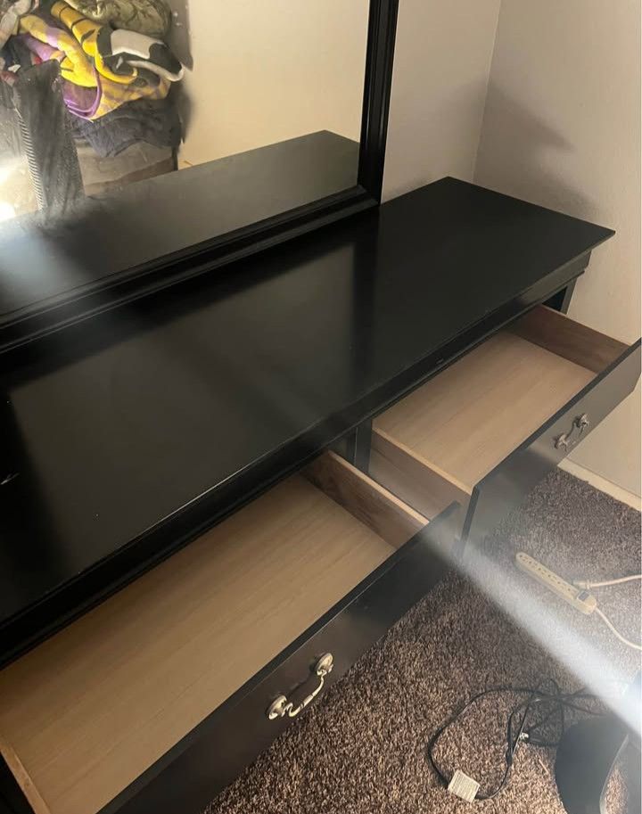 Dresser For Sale