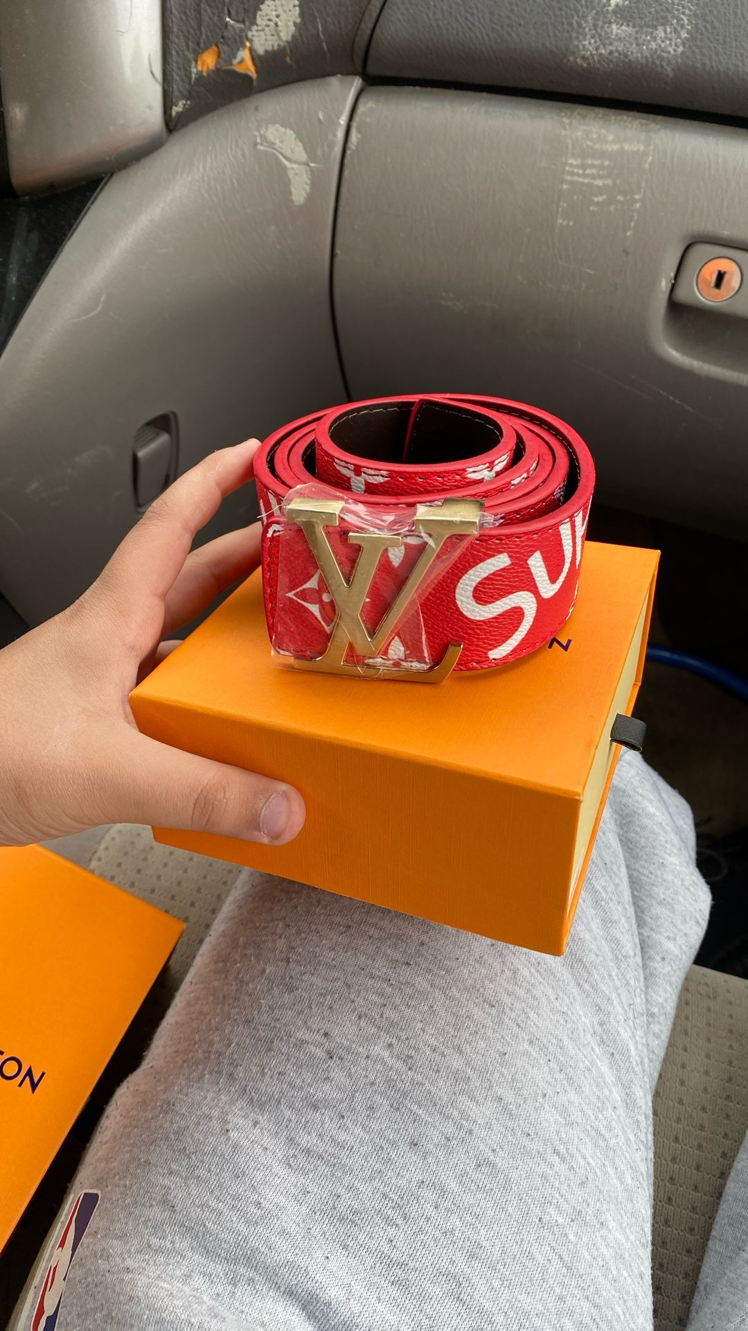 Louie Vuitton Supreme Belt