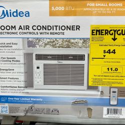 AIR CONDITIONER WITH ELECTRONIC CONTROLS ANDREMOTE