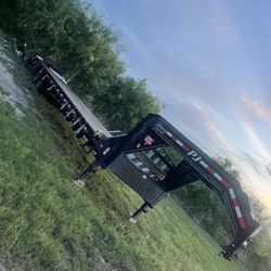 2022 PJ gooseneck hotshot 27+5 