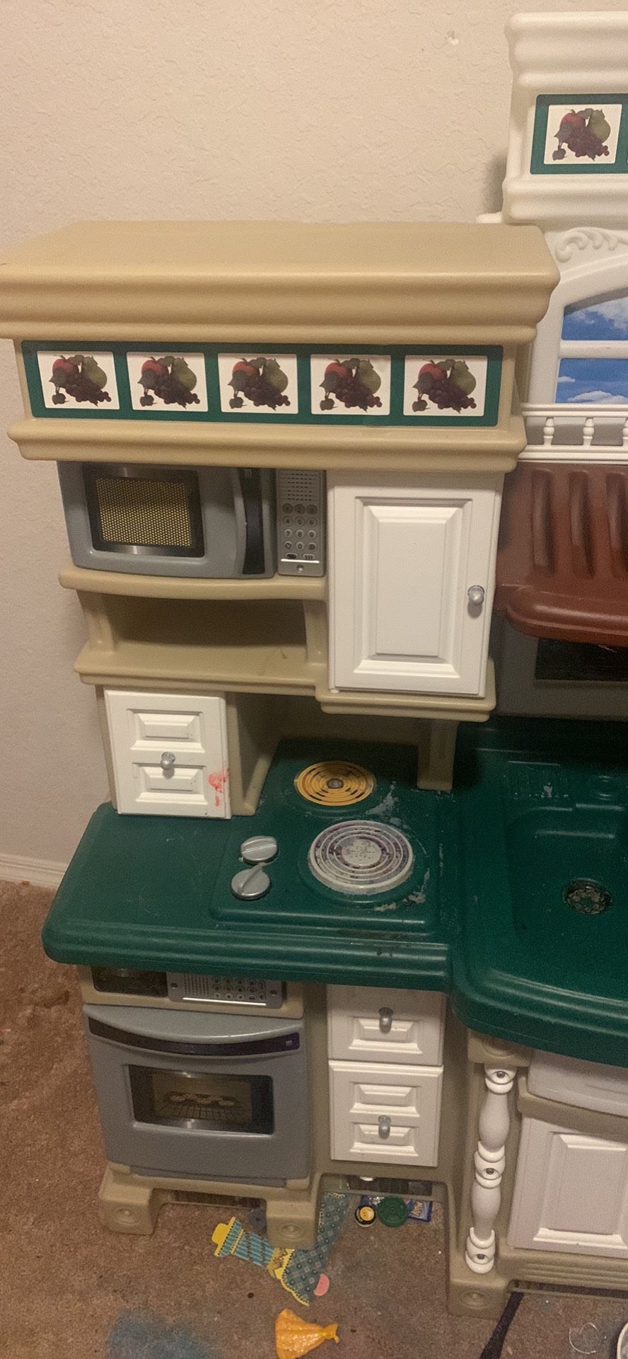 Toy Kitchen
