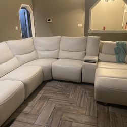Motion couch